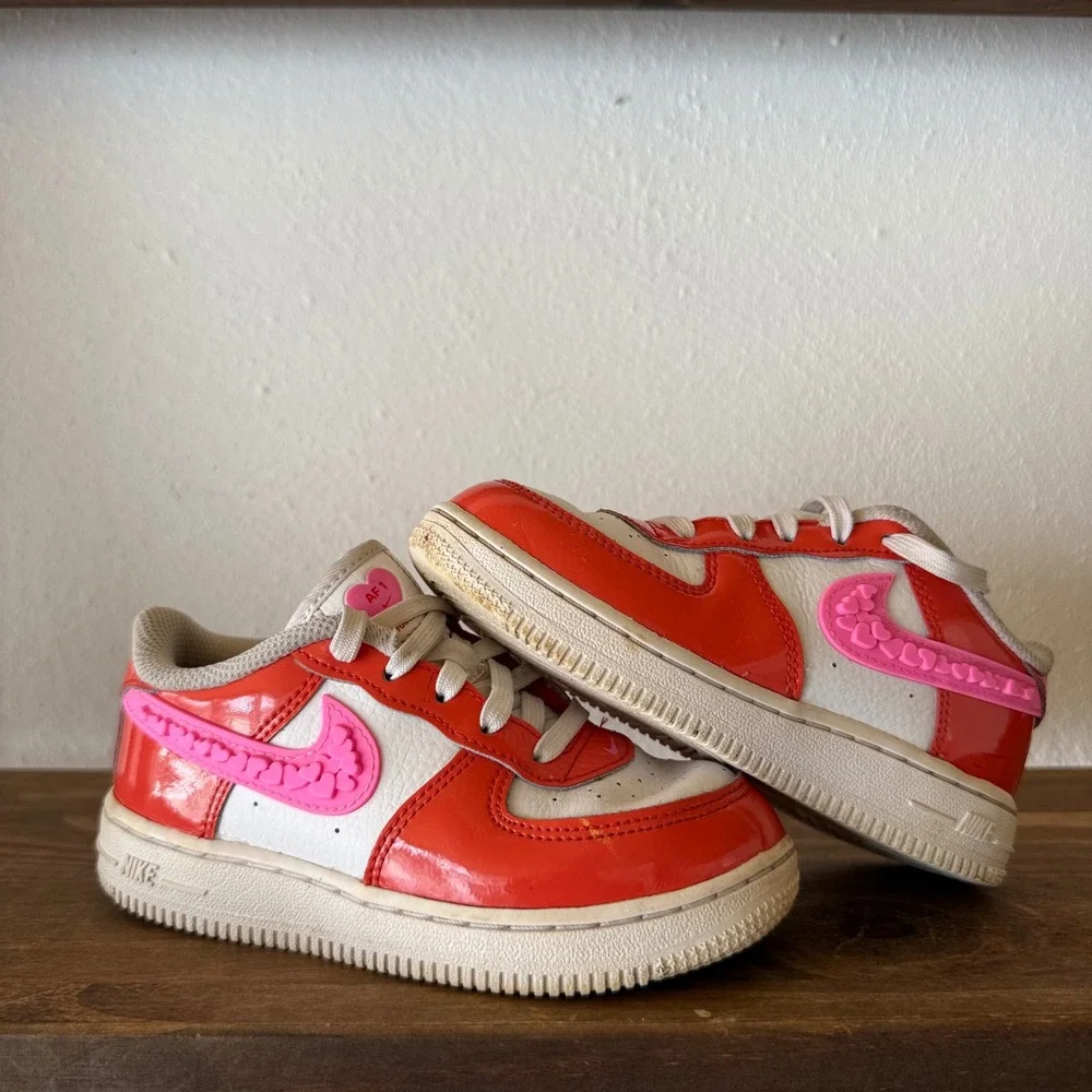 Nike Air Force 1 LV8 1 Valentines Day Kids Sneakers Pink Red FD1033-600 Size 10C
